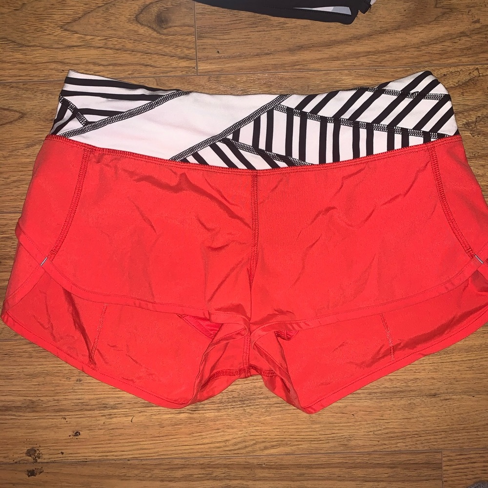 Lululemon Red Love/Quilt Speed Shorts 4